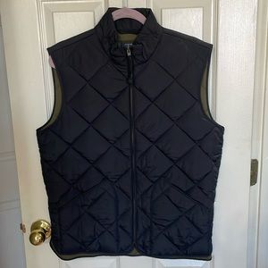 Men’s Black Quilted J. Crew Vest Size Medium